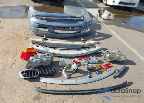 2001 BMW 330Ci from USA, damaged, VIN WBABS53441EV87206